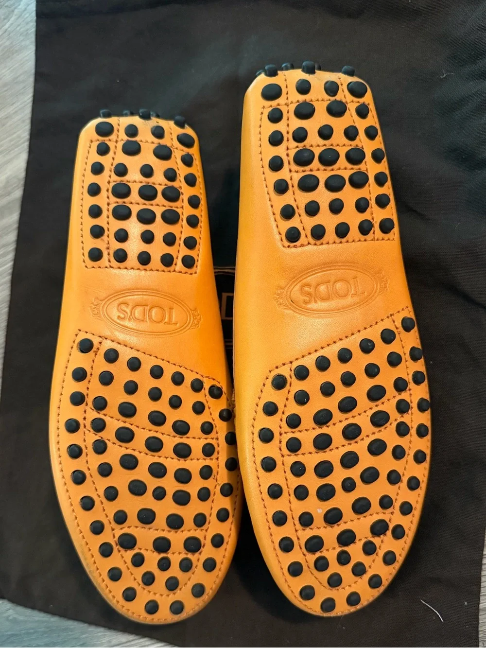 LNWB Tod's Orange Leather Driving Loafers
